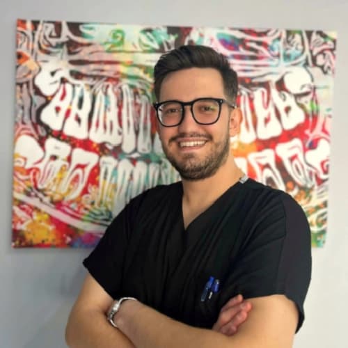 Dt. Oğuzhan Özdemir