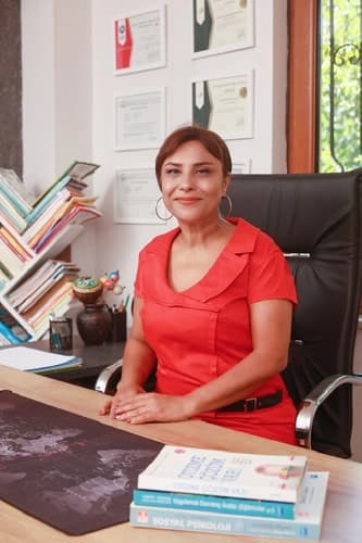 Pedagog Selma Demirhan Tulpar Profil Fotoğrafı