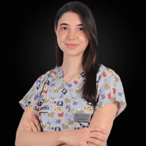 Dr. Dt. Tuğçe Silahtaroğlu