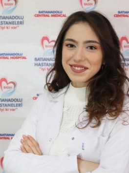 Dyt. Elif Nur Saracalıoğlu Profil Fotoğrafı