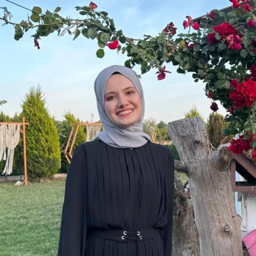 Dr. Rabia Demircioğlu Profil Fotoğrafı