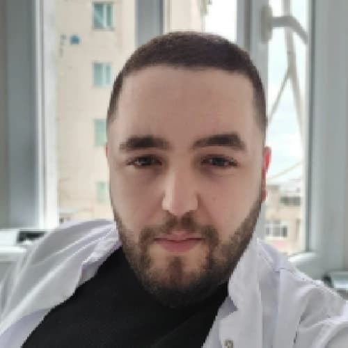 Dt. Kenan YILMAZ Profil Fotoğrafı