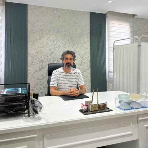 Op. Dr. Volkan Işık Profil Fotoğrafı