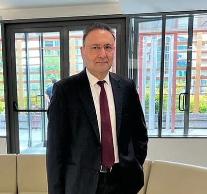 Prof. Dr. Güven Yıldırım Profil Fotoğrafı