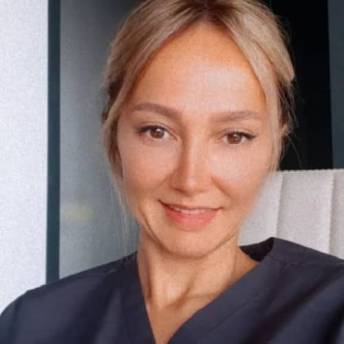 Uzm. Dr. Dt. Zehra Fırtına Ekincioğlu Profil Fotoğrafı