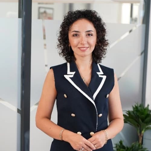 Uzm. Dt. Eda Özeşer Profil Fotoğrafı
