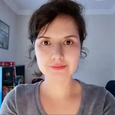 Dil ve Konuşma Terapisti Şule Demirsöz Profil Fotoğrafı