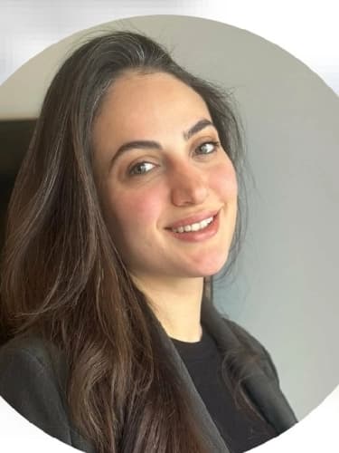 Dt. Gizem Aslan Aybirdi Profil Fotoğrafı