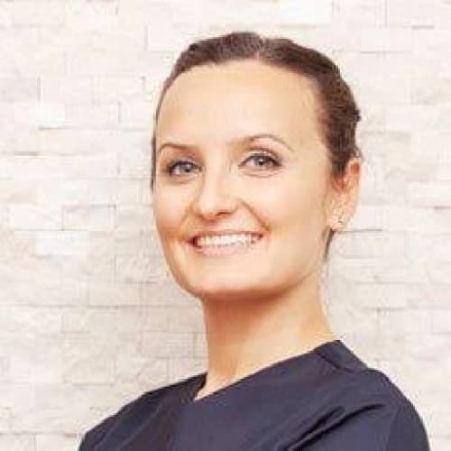 Dt. Hande Bıçeroğlu Demır