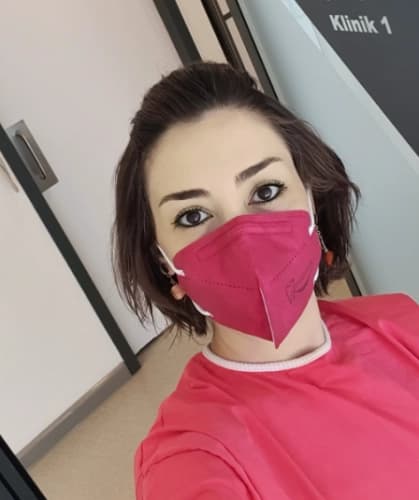 Dt. Efsun Özge Aydos Pirlio Profil Fotoğrafı