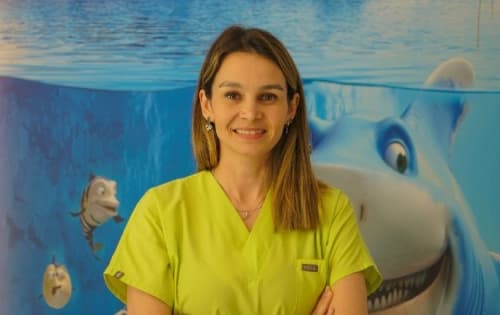 Uzm. Dr. Dt. Elif Kantar Atila Profil Fotoğrafı