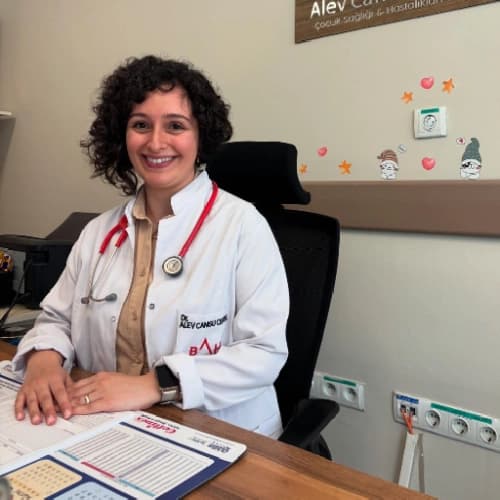 Uzm. Dr. Alev Cansu Certel Profil Fotoğrafı