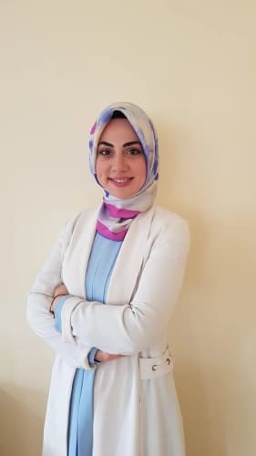Klinik Psikolog Zeynep Betül Tarı Torun Profil Fotoğrafı