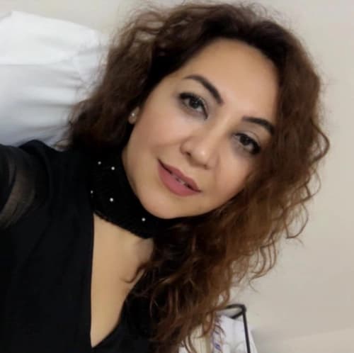 Uzm. Dr. Banu Özdemir Genç Profil Fotoğrafı