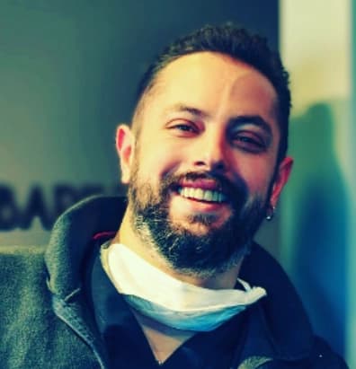 Uzm. Dt. Burhan Barın Profil Fotoğrafı