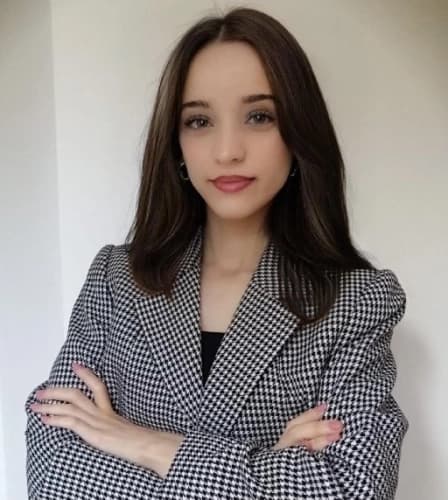 Klinik Psikolog Derya Gülhan