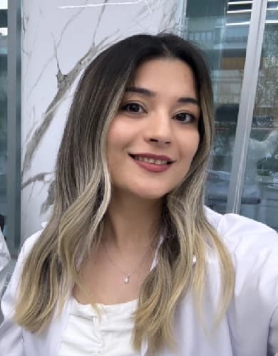Dt. Tuğçe Tari Profil Fotoğrafı