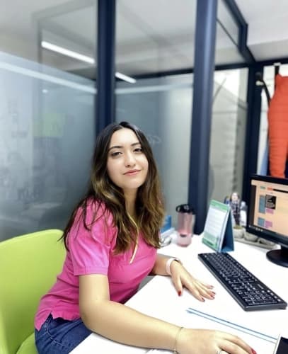 Dt. Nevriye Büşra Zinde Profil Fotoğrafı