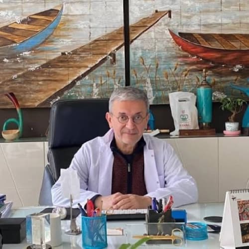 Op. Dr. Oktay Melih İzdeş Profil Fotoğrafı