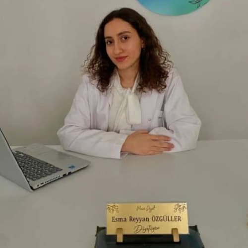 Dyt. Esma Reyyan Özgüller Profil Fotoğrafı