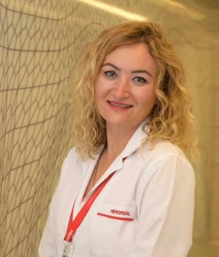 Prof. Dr. Başak Karbek Bayraktar Profil Fotoğrafı