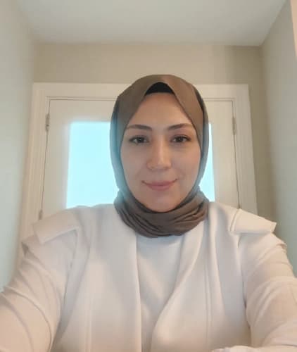 Klinik Psikolog Emine Pınar Profil Fotoğrafı