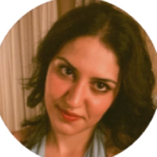 Dt. Nur Selin Ölker Profil Fotoğrafı