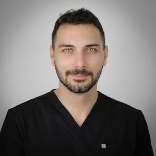 Dt. Doğukan Zorbey Muratoğlu Profil Fotoğrafı