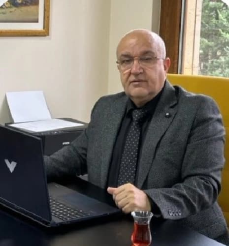 Dr. İbrahim Halil Bayrak