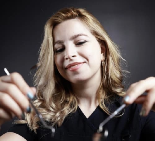 Dt. Merve Başak Özden Profil Fotoğrafı