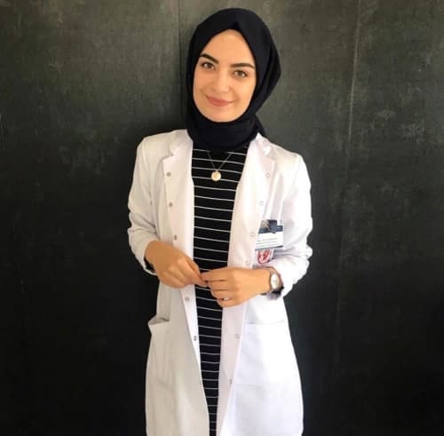 Dyt. Büşra Küçükoğlu Profil Fotoğrafı
