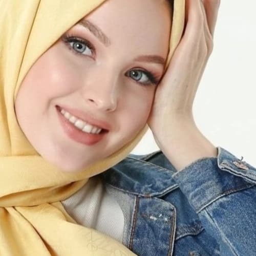 Uzman Aile Danışmanı Zeynep Sevindik Profil Fotoğrafı