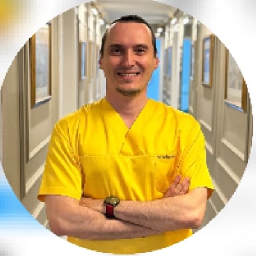 Dr. Berkay Nazlı Profil Fotoğrafı