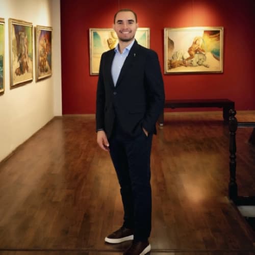 Dt. Deniz Baran Bek