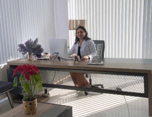 Uzm. Dr. Zuhal Karakoyun Profil Fotoğrafı
