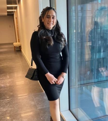 Dil ve Konuşma Terapisti Elif Özer Profil Fotoğrafı
