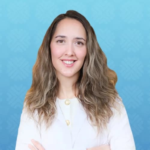 Dr. Öğr. Üyesi Dt. Gökçe Naz Cömert