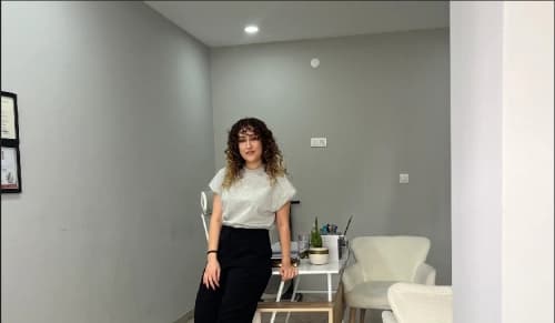 Psikoterapist Şehriban Özaydın Profil Fotoğrafı