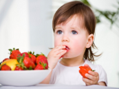 Katı gıdalara başlarken gıda alerjisi: hangi gıdalar risklidir? nasıl korunalım?
