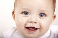 Bebeğinizin ilk göz muayenesini hayattaki ilk aylarında yaptırın