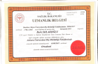 Uzm. Dt. Berk Solakoğlu Diş Hekimi sertifikası