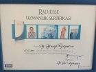 Uzm. Dr. Arzum Emiroğlu Medikal Estetik Tıp Doktoru sertifikası
