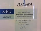 Dt. Ezgi Özkan Özben Diş Hekimi sertifikası