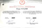 Dt. Özge Koçak Diş Hekimi sertifikası