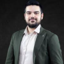 Dt. Alihan Alav Diş Hekimi