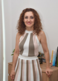 Op. Dr. Arzu Çabuk Dökmeci