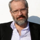 Dr. Murat Dokur