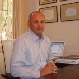 Op. Dr. Numan Bayazıt