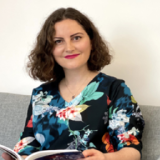 Doç. Dr. Funda Gümüştaş