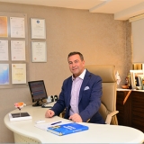 Op. Dr. Akın Akyurt